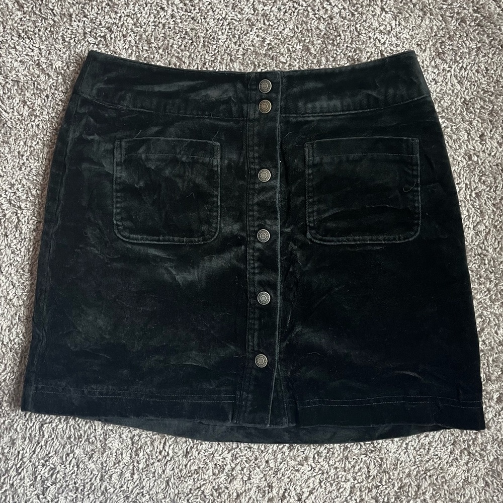 GAP Vintage Black Velvet Mini Skirt